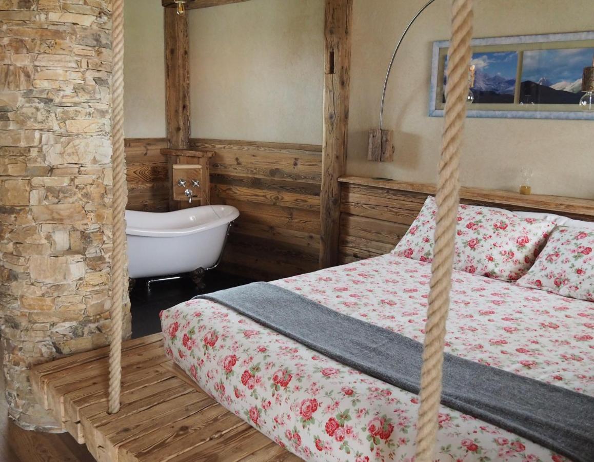 Virasol Bed & Breakfast Дронеро Екстериор снимка